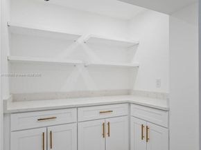 1710 SW 1st Ave, Pompano Beach FL 33060