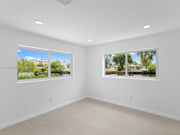 1710 SW 1st Ave, Pompano Beach FL 33060