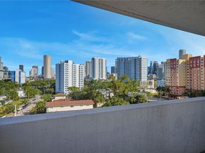 36 NW 6th Ave 706, Miami FL 33128