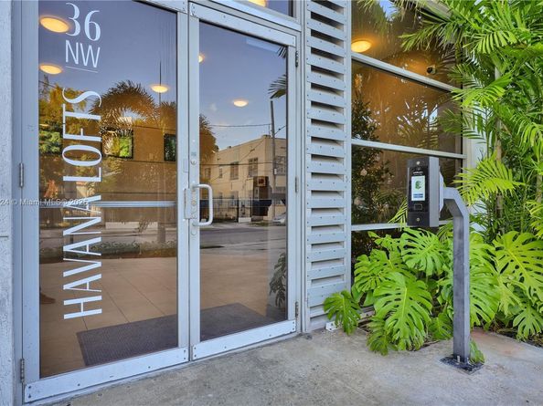 36 NW 6th Ave 706, Miami FL 33128