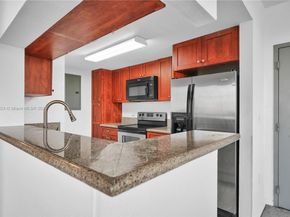 36 NW 6th Ave 706, Miami FL 33128