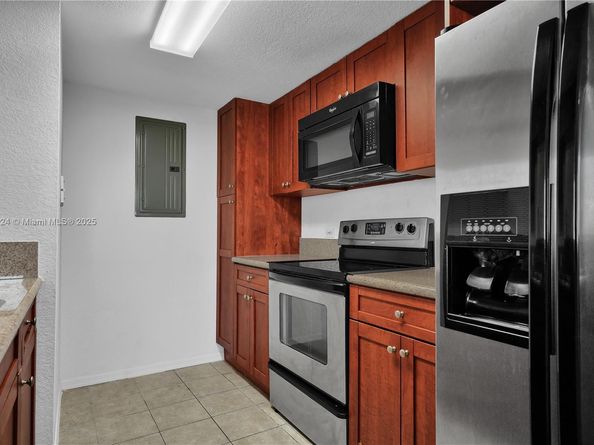 36 NW 6th Ave 706, Miami FL 33128