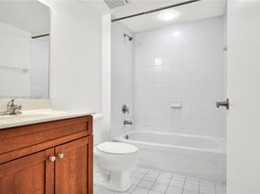 36 NW 6th Ave 706, Miami FL 33128