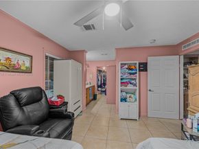 8580 SW 17th St, Davie FL 33324