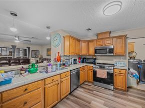 8580 SW 17th St, Davie FL 33324