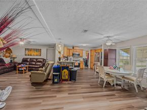 8580 SW 17th St, Davie FL 33324