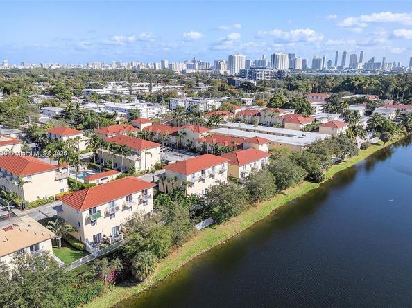 2062 NE 167th St 3112, North Miami Beach FL 33162