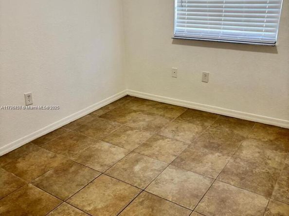 2062 NE 167th St 3112, North Miami Beach FL 33162