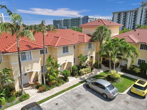 2062 NE 167th St 3112, North Miami Beach FL 33162