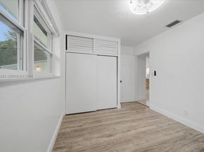 3330 N 72nd Ter, Hollywood FL 33024