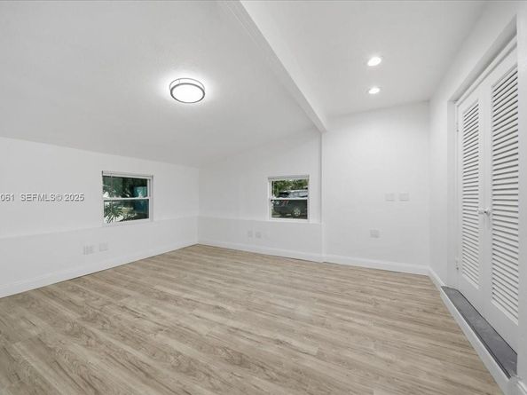 3330 N 72nd Ter, Hollywood FL 33024