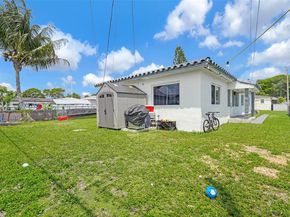2020 NW 51st St, Miami FL 33142