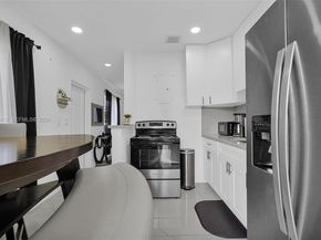 2020 NW 51st St, Miami FL 33142