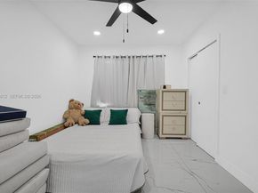 2020 NW 51st St, Miami FL 33142
