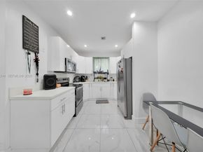 2315 NW 60th St, Miami FL 33142