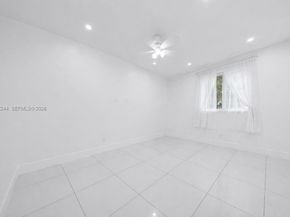 2315 NW 60th St, Miami FL 33142