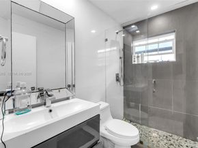 15325 SW 54th Ter, Miami FL 33185