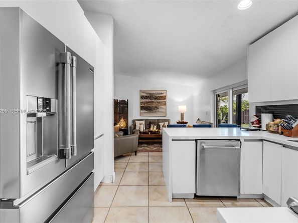 15325 SW 54th Ter, Miami FL 33185