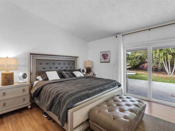 15325 SW 54th Ter, Miami FL 33185