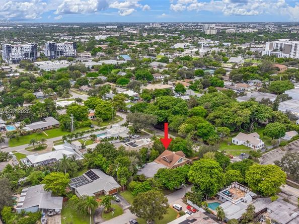410 NE 5th Ave, Pompano Beach FL 33060