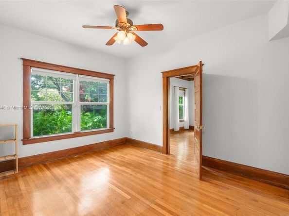 410 NE 5th Ave, Pompano Beach FL 33060