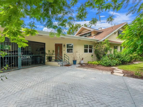 410 NE 5th Ave, Pompano Beach FL 33060