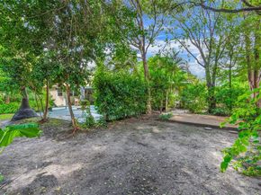 410 NE 5th Ave, Pompano Beach FL 33060