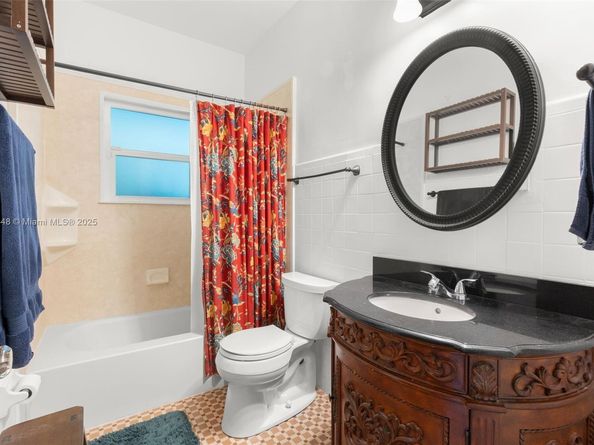 410 NE 5th Ave, Pompano Beach FL 33060