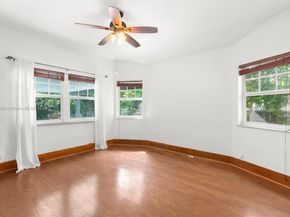 410 NE 5th Ave, Pompano Beach FL 33060