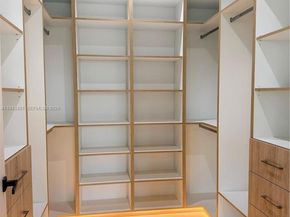 1135 NE 11th Ave, Fort Lauderdale FL 33304