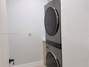 1135 NE 11th Ave, Fort Lauderdale FL 33304