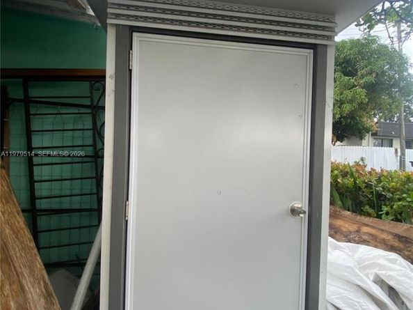 2239 Sheridan St, Hollywood FL 33020