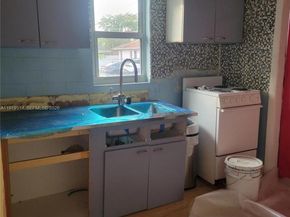 2239 Sheridan St, Hollywood FL 33020