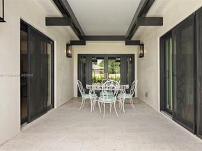 10560 NE 2nd Ct, Miami Shores FL 33138
