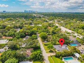 10560 NE 2nd Ct, Miami Shores FL 33138