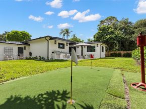 10560 NE 2nd Ct, Miami Shores FL 33138