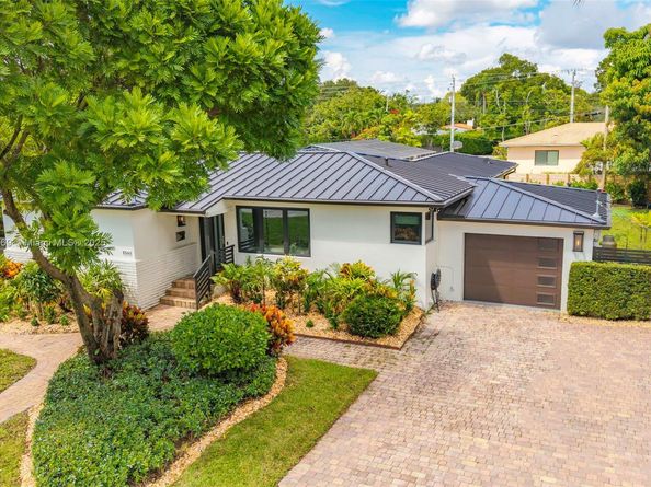 10560 NE 2nd Ct, Miami Shores FL 33138