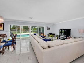 8861 SW 85th St, Miami FL 33173