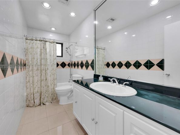8861 SW 85th St, Miami FL 33173