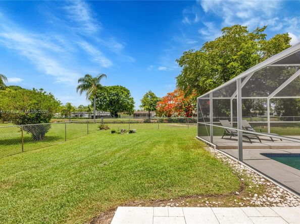 8861 SW 85th St, Miami FL 33173