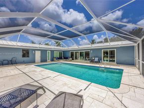 8861 SW 85th St, Miami FL 33173