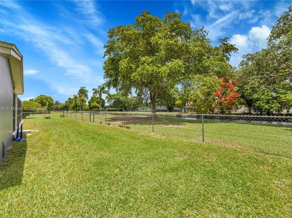 8861 SW 85th St, Miami FL 33173