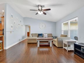 190 Martin Cir, Royal Palm Beach FL 33411