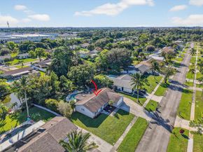 190 Martin Cir, Royal Palm Beach FL 33411