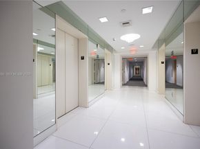 350 S Miami 1709, Miami FL 33130