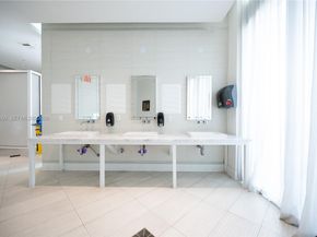 350 S Miami 1709, Miami FL 33130