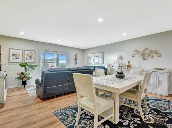 4750 NW 22nd Ct 404, Lauderhill FL 33313