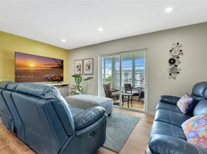 4750 NW 22nd Ct 404, Lauderhill FL 33313