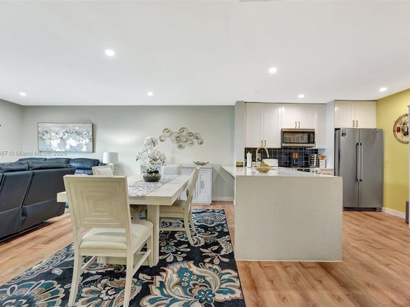 4750 NW 22nd Ct 404, Lauderhill FL 33313