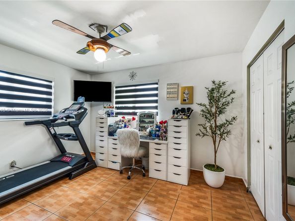 8065 W 14th Ct, Hialeah FL 33014